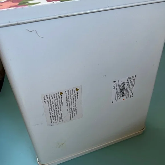 Vintage Metal Floral Bread Box with Roll Door fruit Motif - Picture 14 of 16